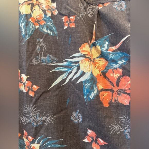 Floral Short Sleeve Button-Up Shirt O’Neill size XL - Picture 4 of 6